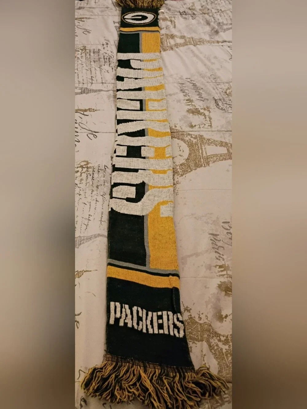 🏈 NFL Green Bay Packers Reversible Knit Scarf in Green, Gold, White
